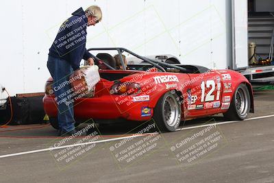 media/Jan-25-2025-CalClub SCCA (Sat) [[03c98a249e]]/Around the Pits/